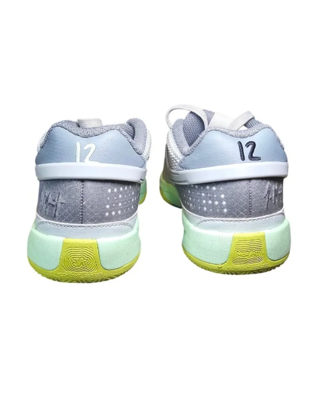 Nike JA 1 GS Kids Basketball Shoes Sneakers Sz 4 Light Silver/Cyber Grey